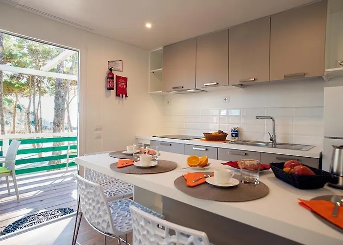 Europa Κάμπινγκ *