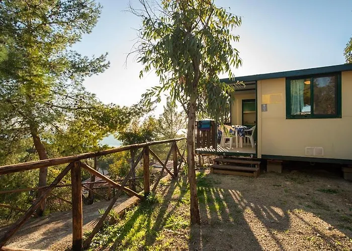 Κάμπινγκ Europa *