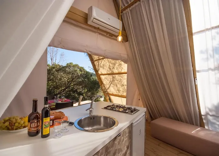 Europa * カポリーヴェリ